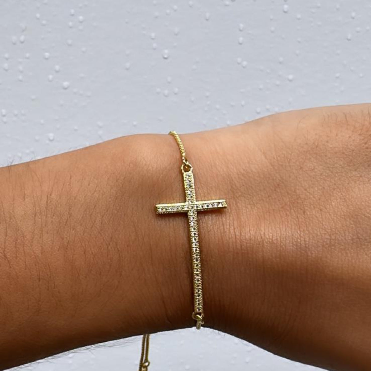 Adjustable Cruz bracelet