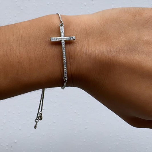 Adjustable Cruz bracelet